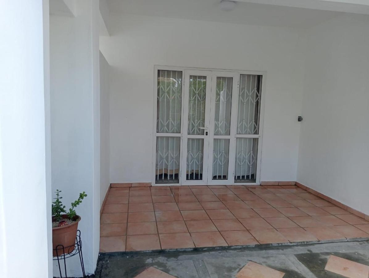 Chetty Tourist Residence Pereybere Beach Exterior photo